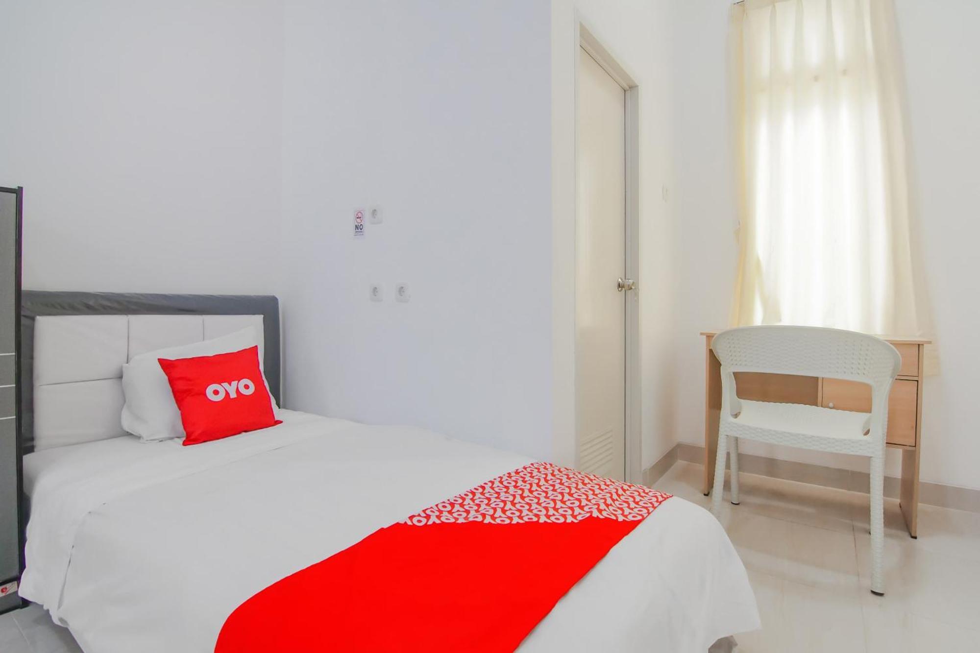Super Oyo Capital O 90342 Kemang Garden Hotel Jakarta Exterior photo